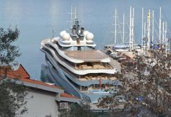 Dünyanın en zengin iş insanlarından birinin yatı Fethiye'de! İçinde yok yok