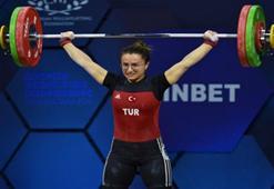 Aysel Özkan'dan Avrupa Halter Şampiyonası'nda bronz madalya!