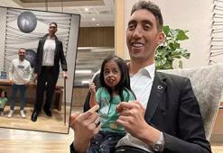 Sultan Kösen ile dünyanın en kısa kadını Jyoti Amge Los Angeles'da buluştu