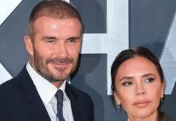 Victoria Beckham'ın ayağı kırıldı!