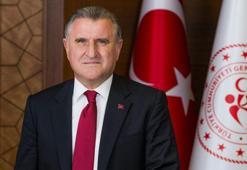 Gençlik ve Spor Bakanı Osman Aşkın Bak'tan özel sporculara tebrik!