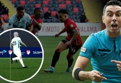 Gaziantep'te VAR damgası! Kramponunun çivisi ofsayta takıldı