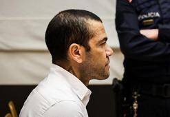 Barcelona'dan Dani Alves için radikal karar! Listeden çıkarıldı