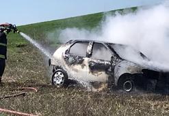 Eşine sinirlendi, arabayı yaktı