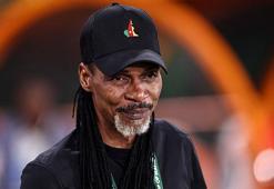 Kamerun'da Rigobert Song dönemi sona erdi!