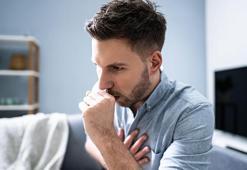 Geçmeyen öksürükte 3 haftaya dikkat! 'Altındaki neden mutlaka araştırılmalı'