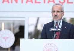 Bakan Uraloğlu duyurdu! Antalya - Alanya arası 45 dakika olacak