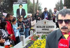 Müslüm Gürses ölümünün 11'inci yıl dönümünde mezarı başında anıldı!
