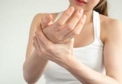 Cilt tonunu bulmak için bileklerinize bakın! En uygun makyajı böyle uygulayın