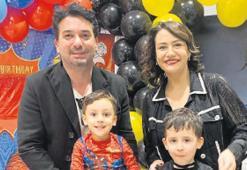 İkizlere sürpriz kutlama