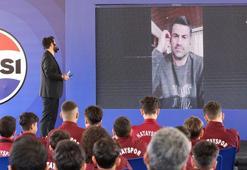 Hatay'da 'Geleceğin Yıldız Futbolcularına Destek' projesi! Volkan Demirel: Canla başla mücadele ediyoruz