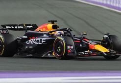 Suudi Arabistan'da kazanan Max Verstappen