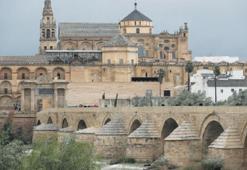 İslam Dünyasının Mabedleri Kurtuba Ulu Camii