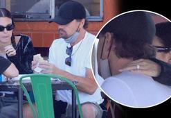 Kafa karıştıran yüzük! Leonardo DiCaprio ile Vittoria Ceretti nişanlandı mı?