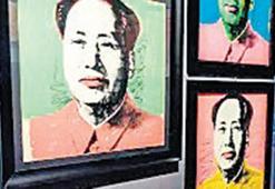 Andy Warhol’un ‘Mao’su kayıp