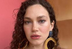 Melisa Şenolsun'dan bikinili poz! 'Ortaya karışık'