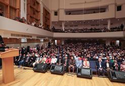 Özgür Özel: Başımızın üstündeki cam tavanı kırdık