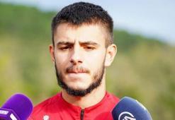 Beşiktaş açıkladı! Genç futbolcuyla yollar ayrıldı