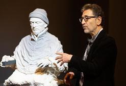 Sanat bahaneden ibarettir