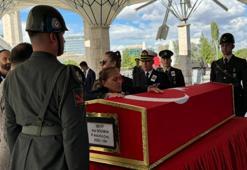 Şehit Astsubay Ata Göçmen son yolculuğuna uğurlandı! 'Oğlumun 8 Mayıs doğum günüydü'