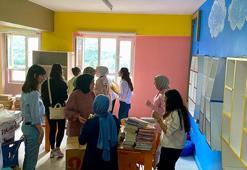 Fizik profesörü ve öğrencileri, Hatay’da 2 köy okuluna kütüphane kurdu