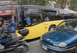 Şaşkınlık yaratan an! Motosikletine çarpan kişi annesi çıktı