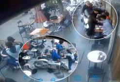 Motosiklet kafedeye oturan müşterilerin arasına daldı: 4 yaralı
