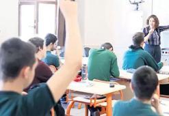 MEB'den öğretmenlere 'isteğe bağlı yer değiştirme' duyurusu