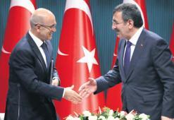 8 başlıkta kamuda tasarruf: 3 sene kemer sıkılacak!