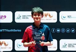 Masa tenisinin yıldızı, milli takıma şampiyonluk getirdi