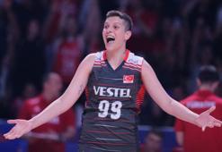 EBRAR KARAKURT KİMDİR, kaç yaşında, nereli? Filenin Sultanları'nın yıldızı Ebrar Karakurt boyu kaç, hangi takımda oynuyor?