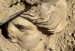 Denizli'de bir eser daha ortaya çıktı! Tam 2 bin 100 yıl sonra güneşi gördü