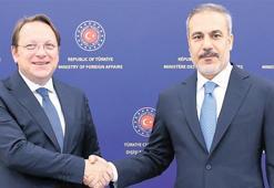 ‘Vize kolaylığı için AB kurumlarıyla görüşüyoruz’