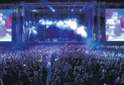 Türkiye kocaman bir sahne