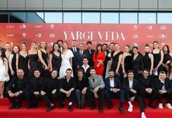 Yargı’nın veda gecesinde kırmızı halıda şıklık yarışı