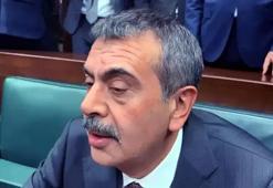 Yusuf Tekin'den yeni müfredat eleştirilerine yanıt: Okuyarak eleştirsinler