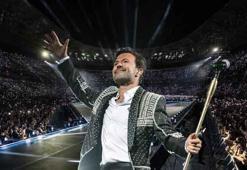 Yalın'dan 20. yılına özel 40 bin kişilik konser! 'Biri beni çimdiklesin'