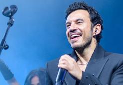 Buray'dan şaşırtan performans! Sahneye uzay gemisiyle indi