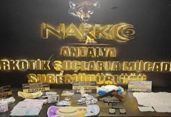 Antalya'da zehir tacirlerine şafak operasyonu! 99 kişi yakalandı