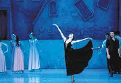 Sirtaki, bale ve Zorba’nın dansı