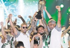 Biz büyük bir aileyiz