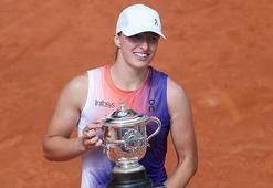 Alp Ustaoğlu yazdı: Paris’te harikalar diyarı!