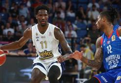 Fenerbahçe şampiyonluk için parkede