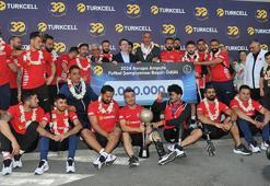 Ampute Futbol Milli Takımı'na coşkulu karşılama! Dev başarı ödülü