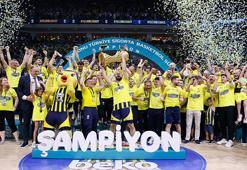 Basketbol Süper Ligi'nde Anadolu Efes'i uzatmada yenen Fenerbahçe Beko şampiyon oldu!