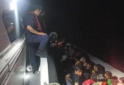 Umuda yolculuk yarım kaldı! 24 düzensiz göçmen yakalandı