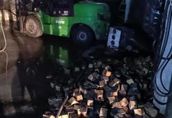 Manisa'da palet fabrikasında yangın çıktı