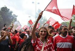 EURO 2024 coşkusu! Türk taraftarlar, Dortmund'u inletti