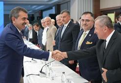 Bakan Tekin, eğitim sendikaları temsilcileri ile bir araya geldi