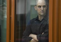 Casuslukla suçlanan ABD'li gazeteci Evan Gershkovich'in yargılanması Rusya'da başladı